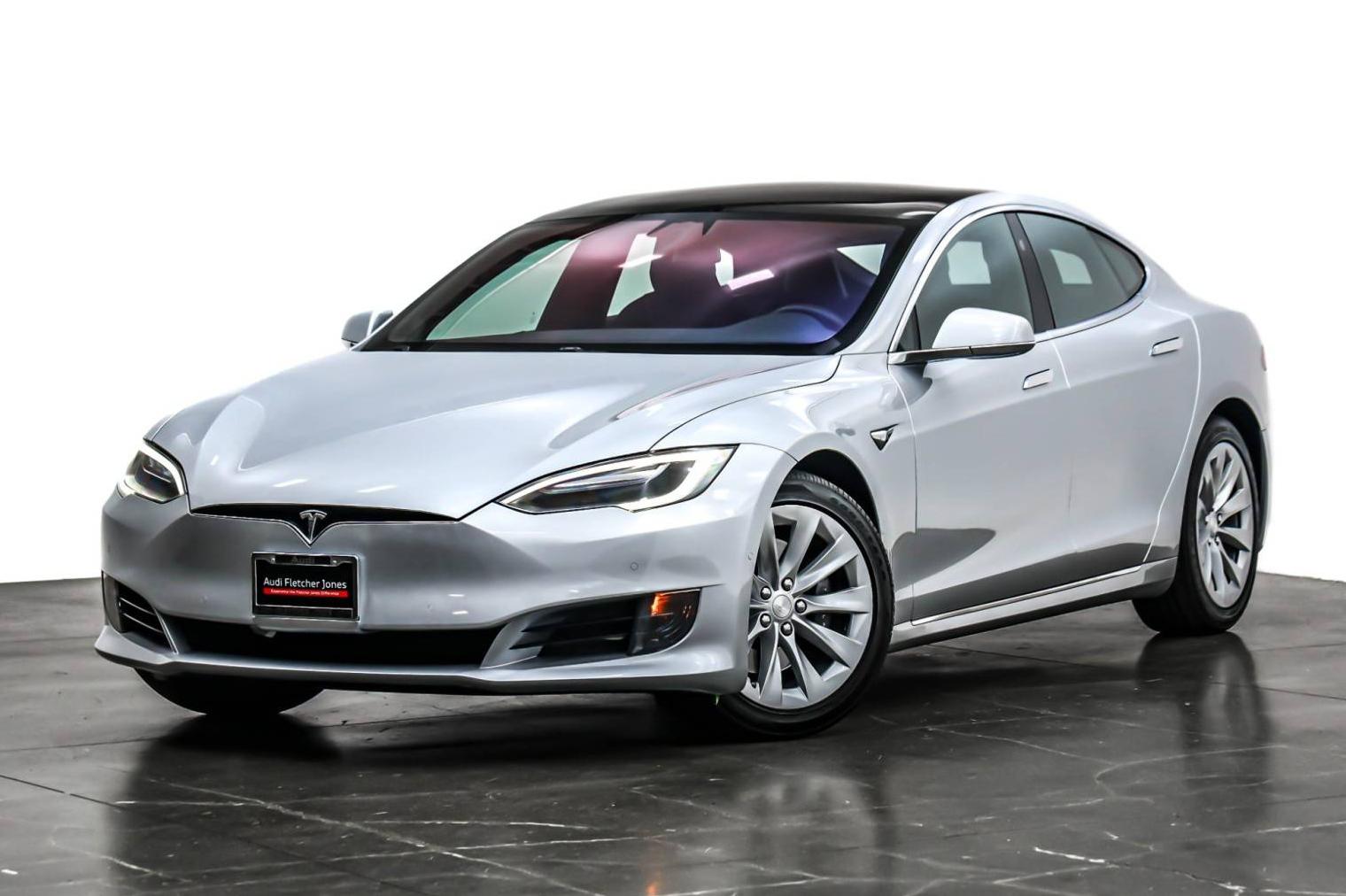 TESLA MODEL S 2017 5YJSA1E14HF210949 image